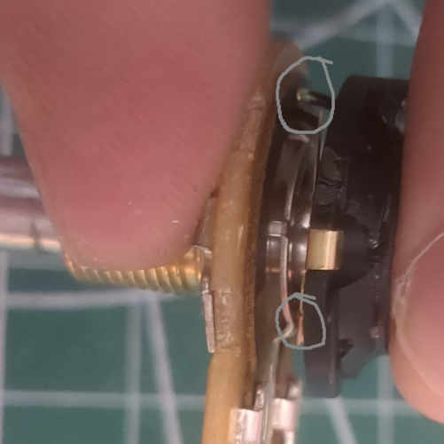 image of a potentiometer how it functions the wiper touching the resistive ring